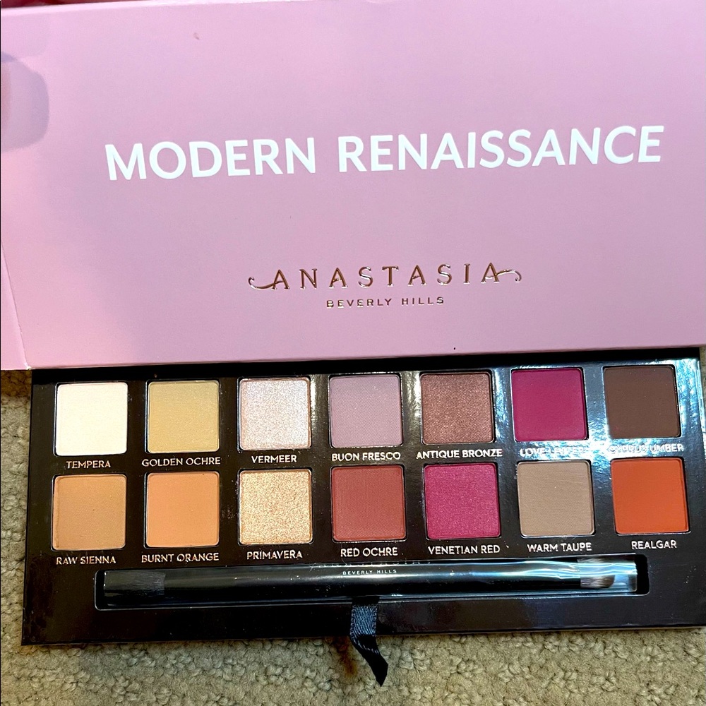 Anastasia Beverly Hills
Modern renaissance
